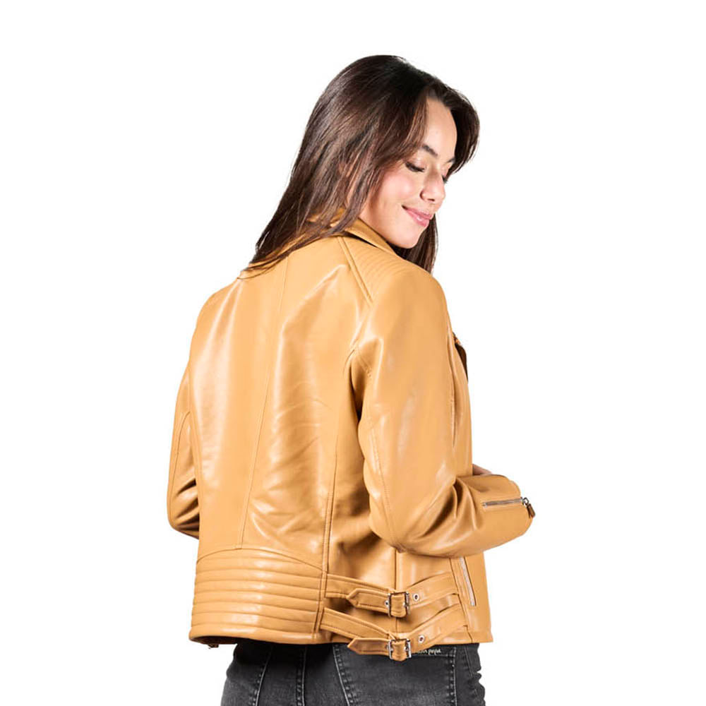 WELLS CAMPERA — imagen 2