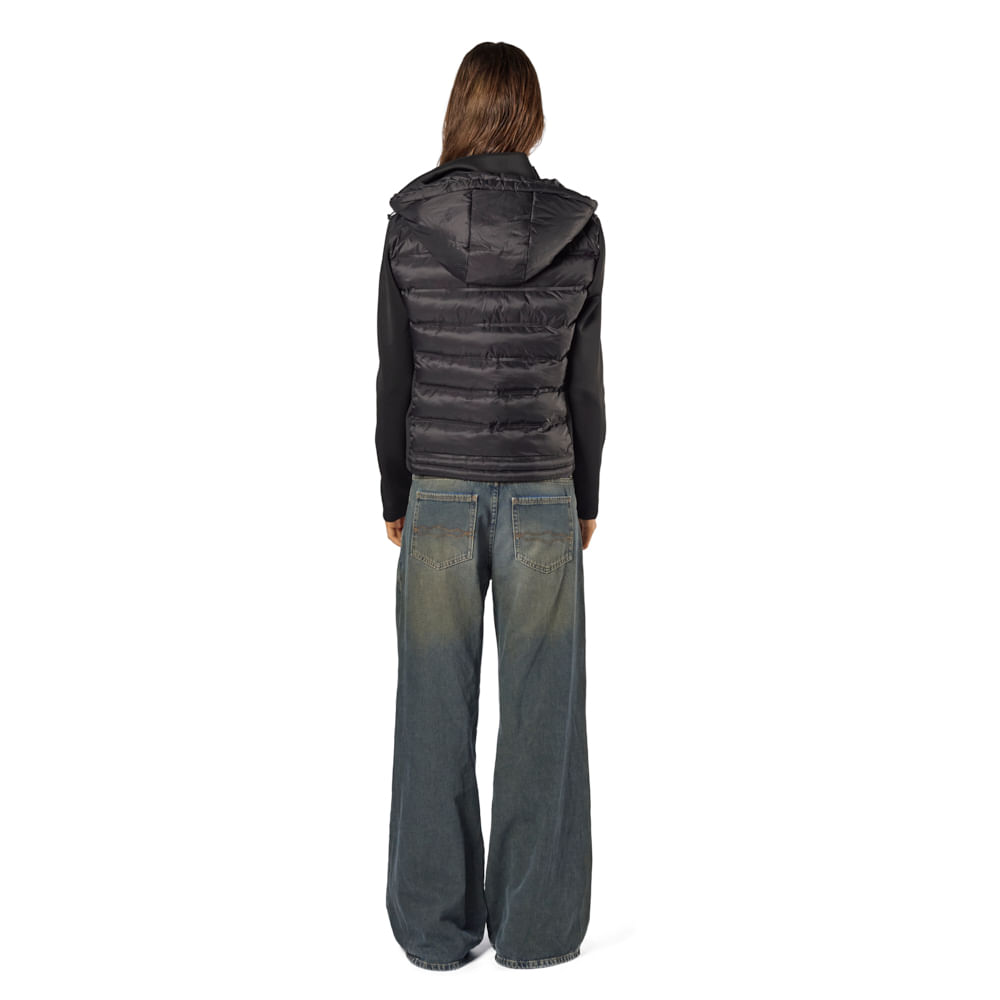 BEIRUT CAMPERA — imagen 4